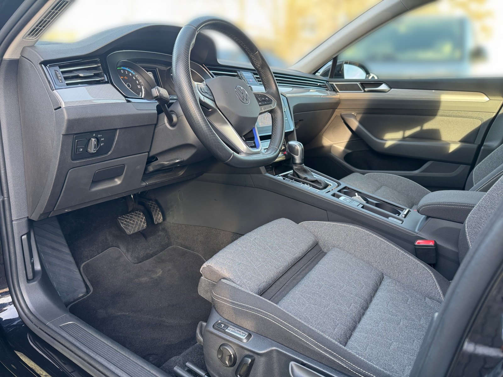 Passat Variant GTE Kam.,Massage,PDC,ACC,LED,Navi