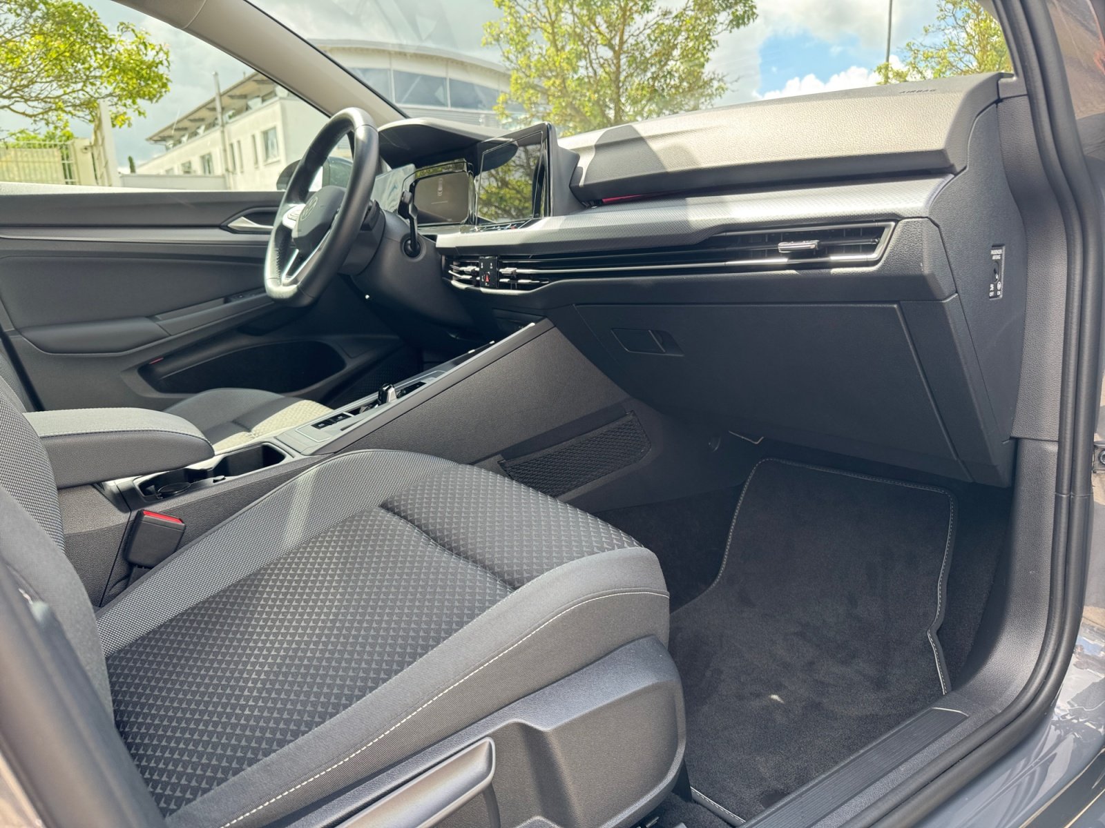 Golf ACTIVE DSG PDC,Virtual,LED,Navi,AUT,KlimaA