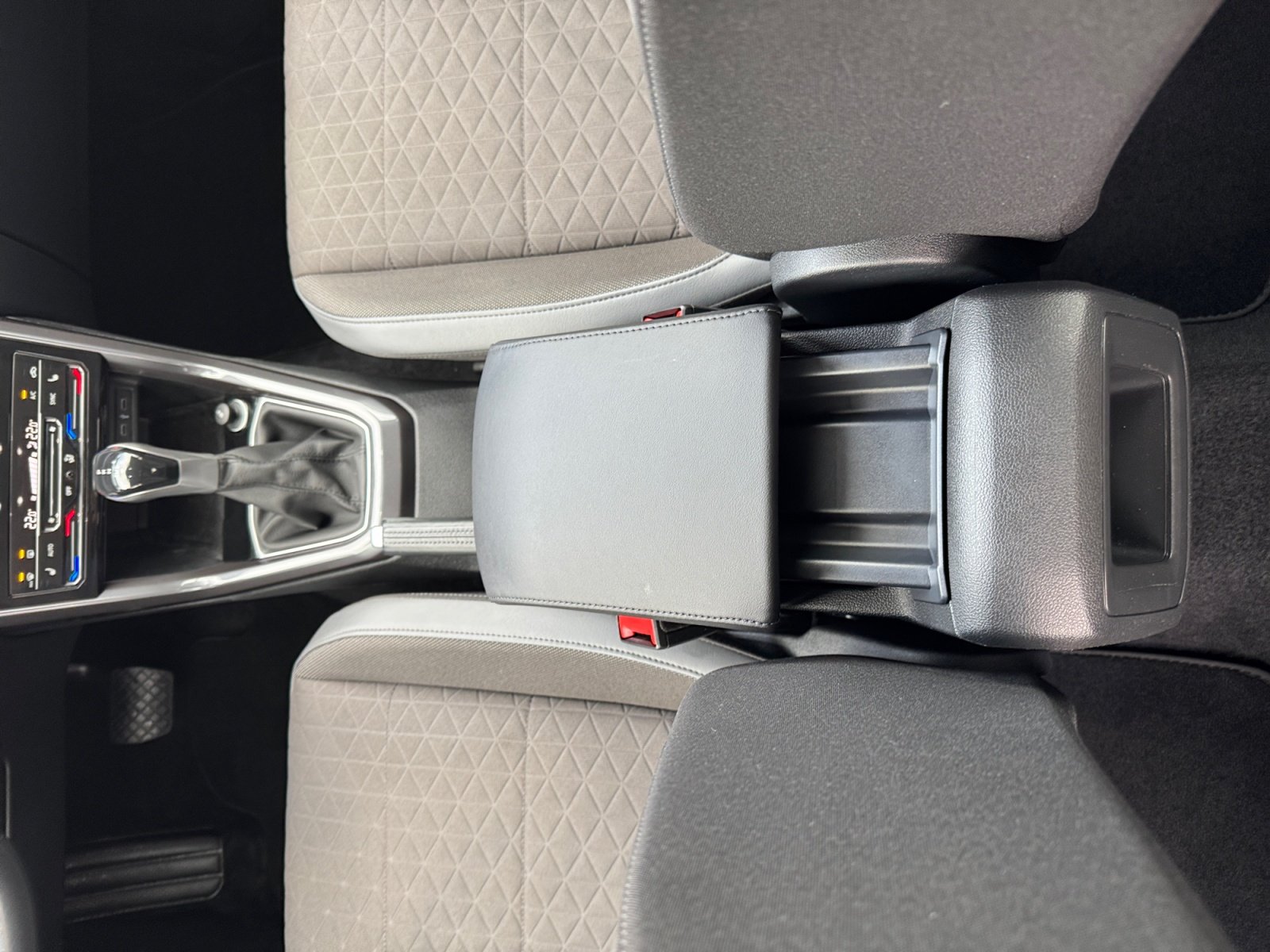 T-Cross 1.0TSI Style DSG NAVI PDC,LED,Navi,AUT