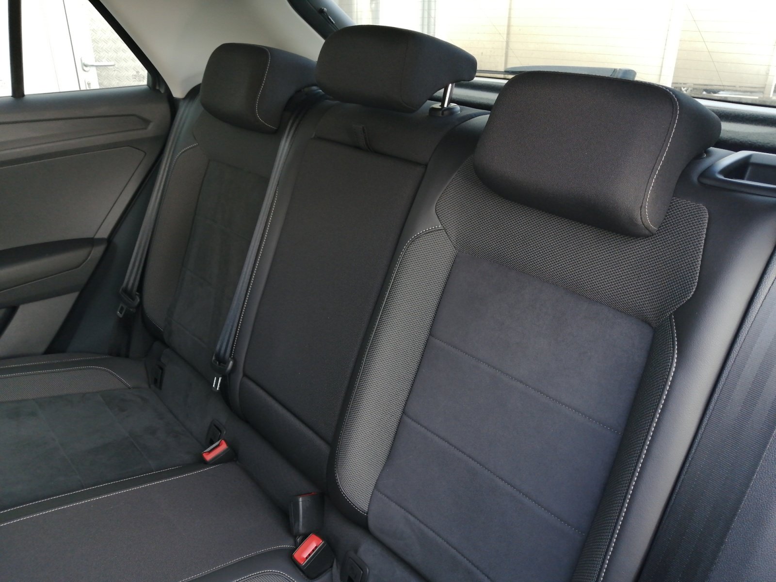 T-Roc Style 1.0 TSI OPF 81 kW 6-Gang PDC,Virtual