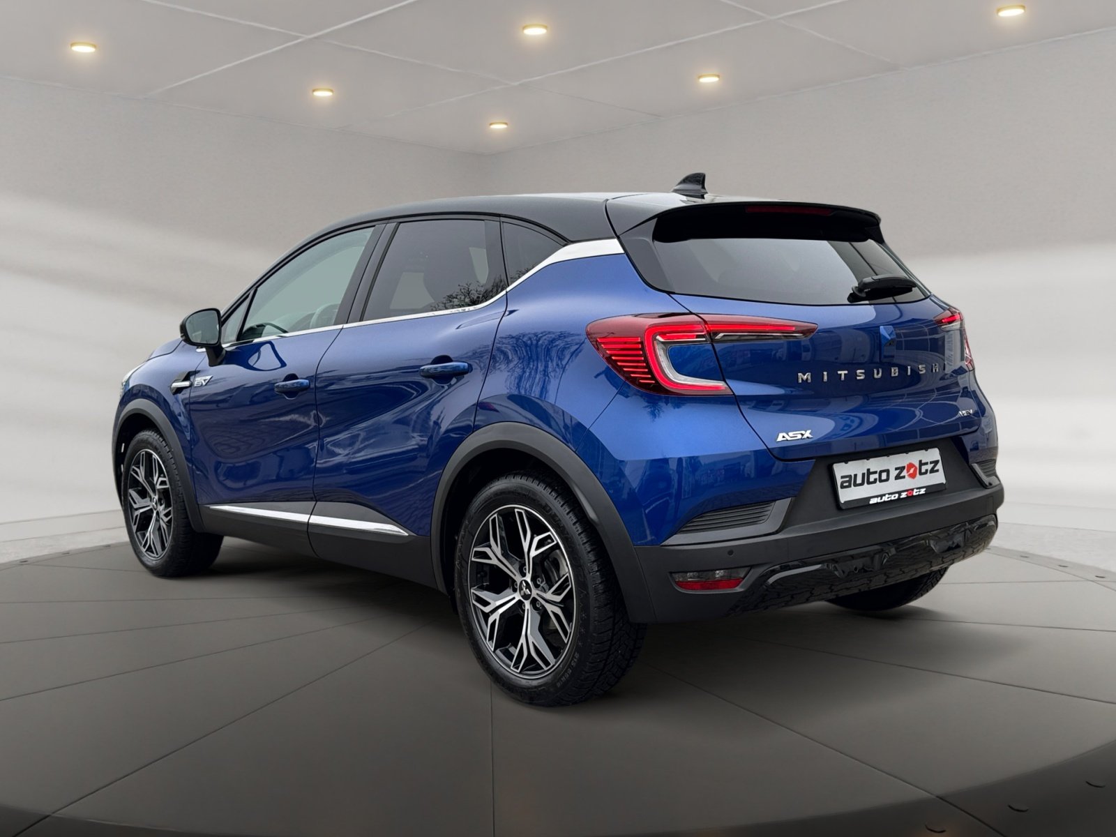 ASX 1.6 Top Hybrid ACC 36KW Kam.,PANO,PDC,ACC,LM