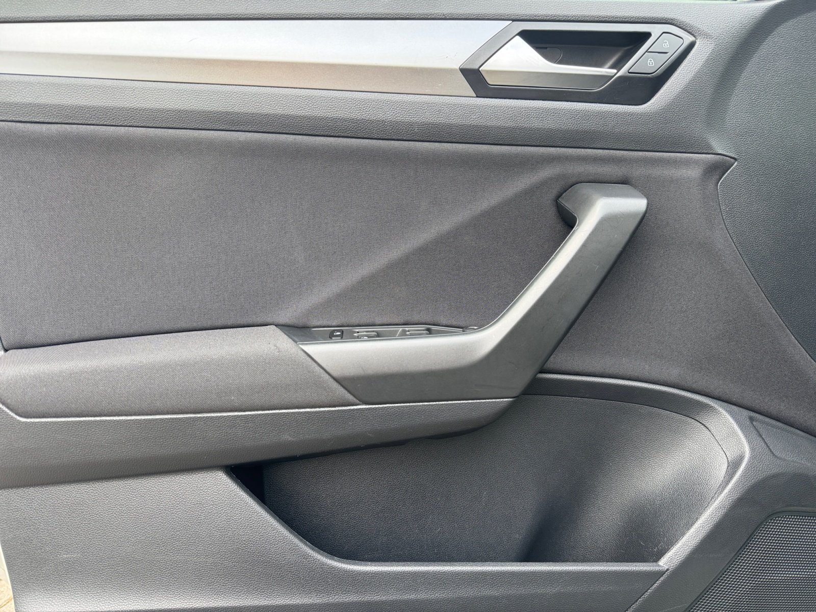 T-ROC Life 2.0 TDI SCR 110 kW 7-Gang-DSG PDC,LED