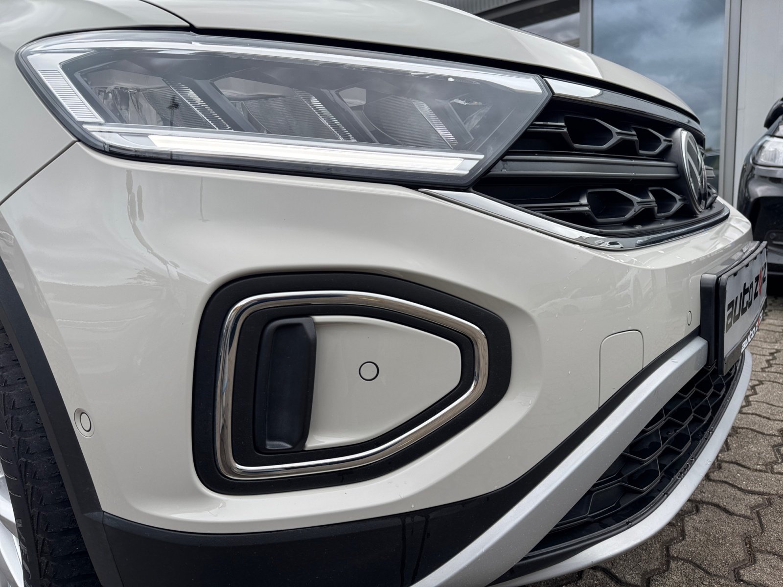 T-ROC Life 2.0 TDI SCR 110 kW 7-Gang-DSG PDC,LED