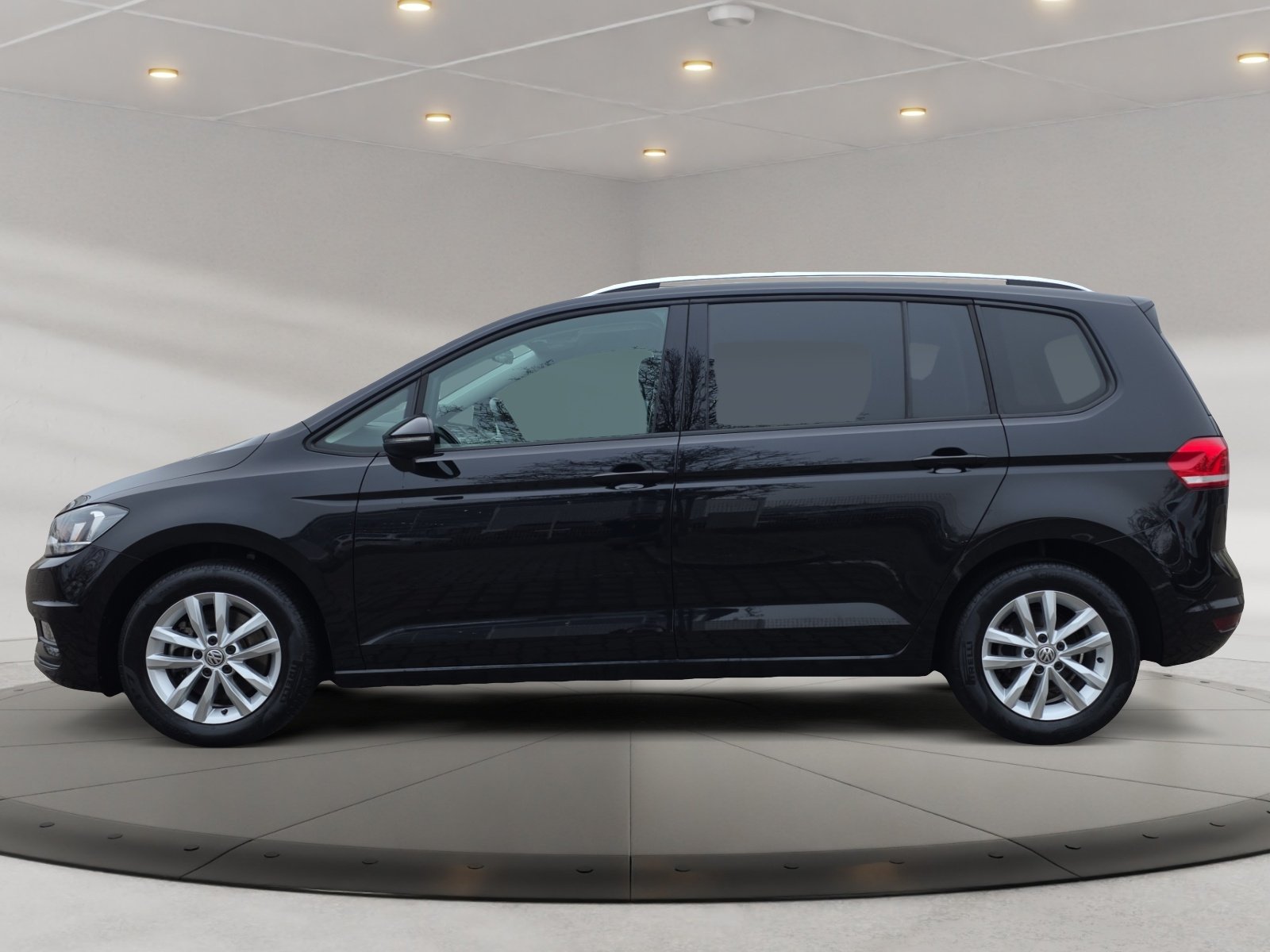 Touran Comfortline TOURAN 2.0 CLBMT 110TDI D6F