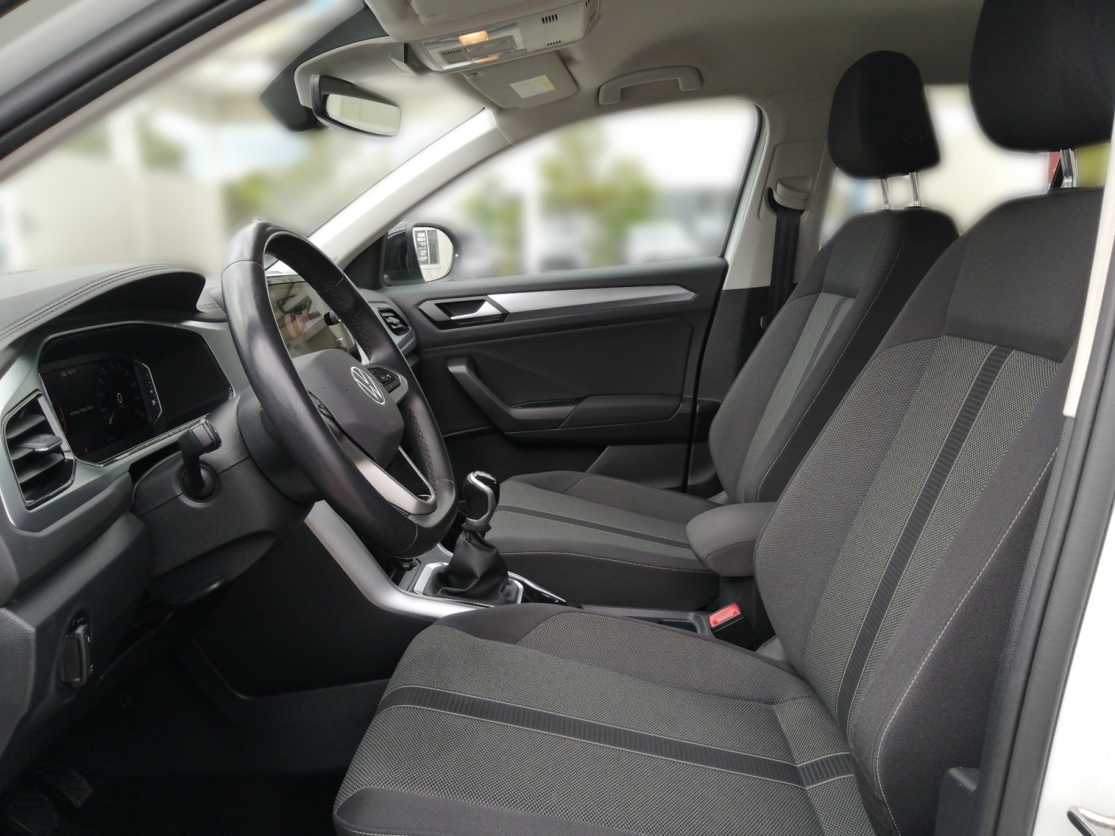T-Roc Life 1.0 TSI OPF 81 kW 6-Gang PDC,Virtual