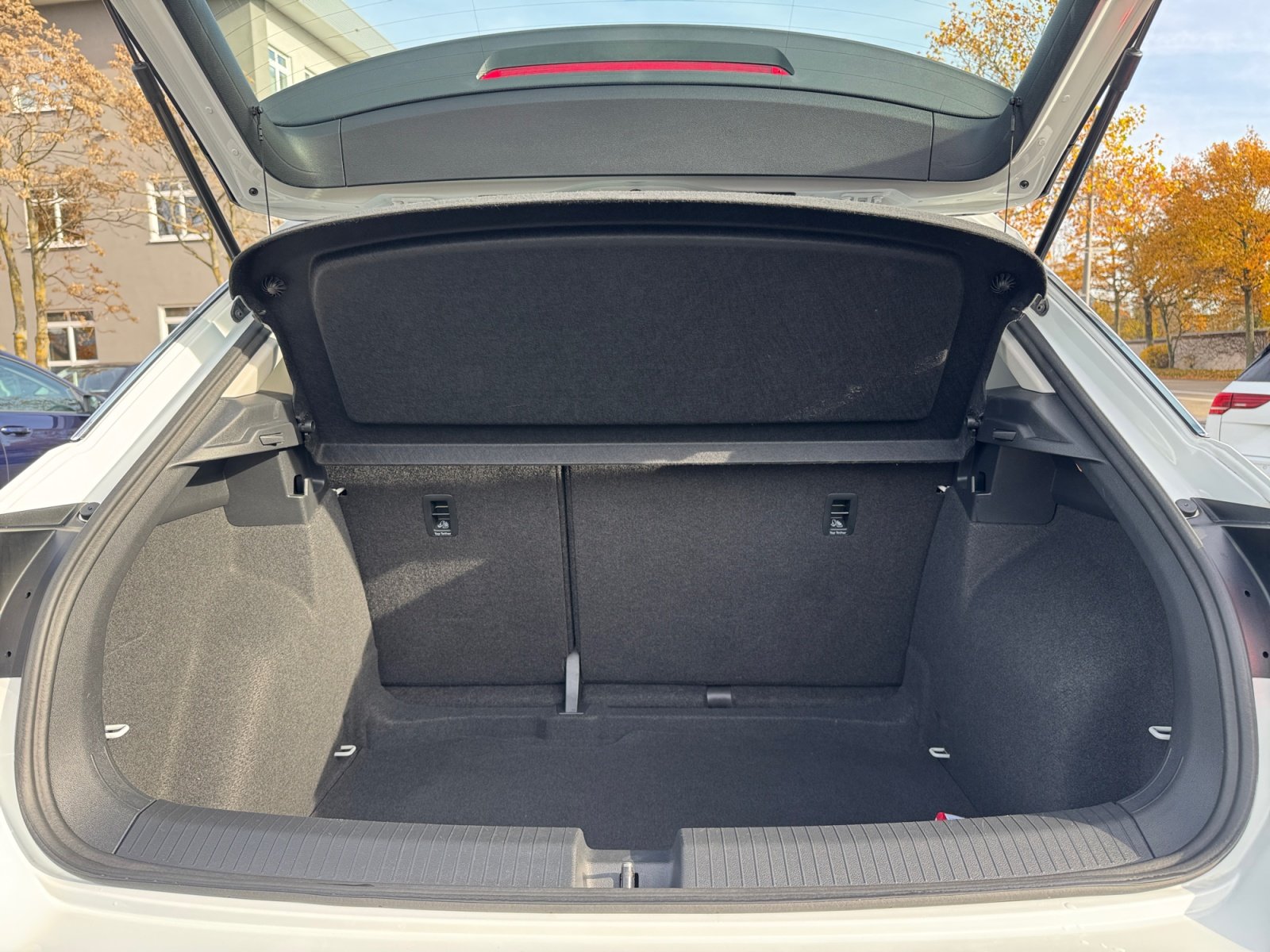 T-Roc 1.0 TSI ACC Parkpilot PDC,SHZ,SpurH