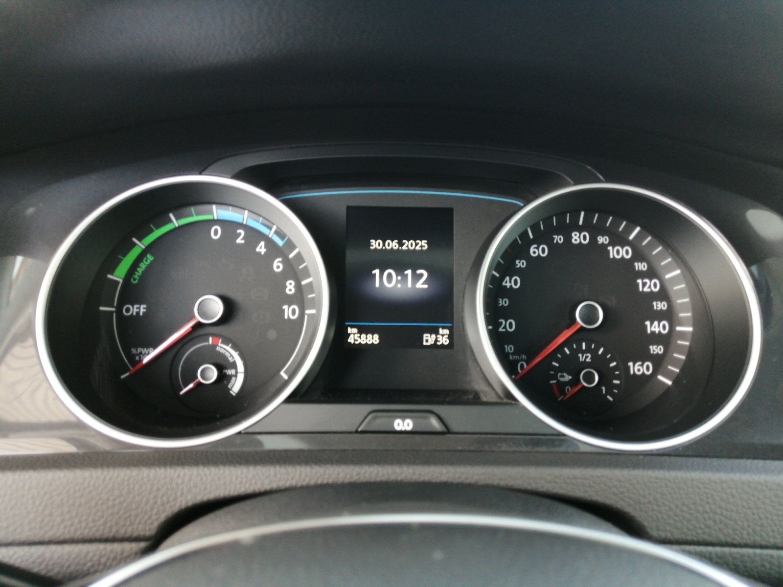 Golf VII e-GOLF ,PDC,Navi,LED,2xKlima,LM