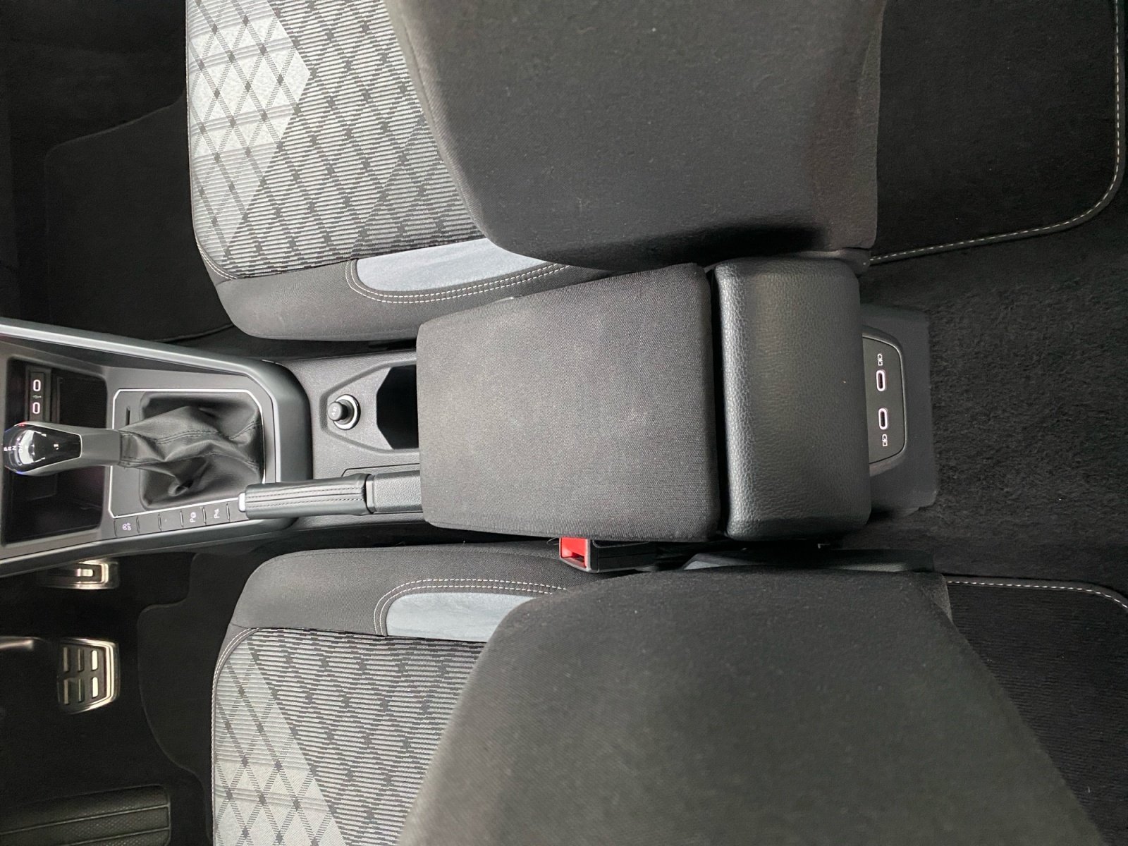 Taigo 1.5TSI Rline DSG Kam.,Virtual,LED,2xKlima