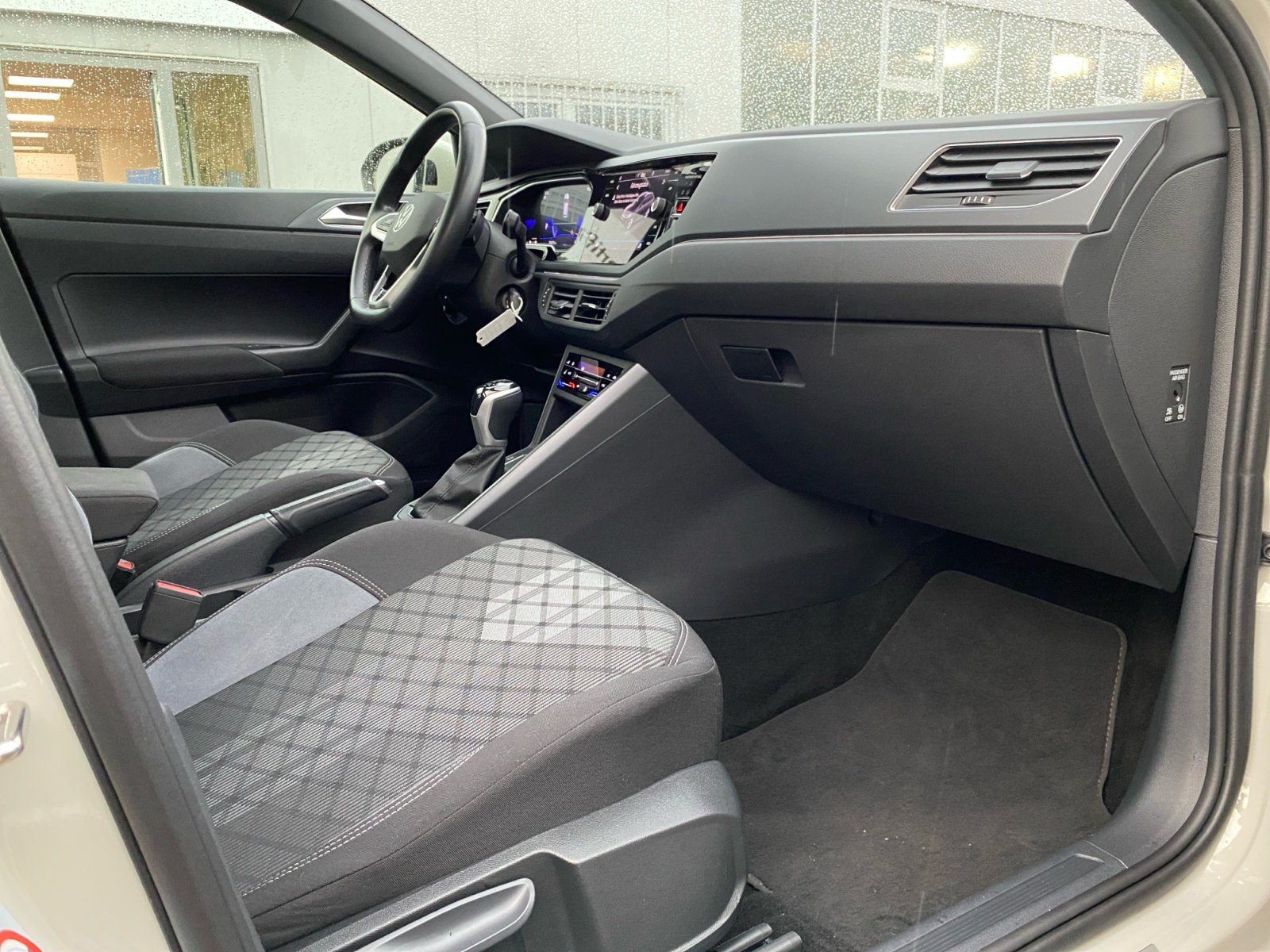 Taigo 1.5TSI Rline DSG Kam.,Virtual,LED,2xKlima