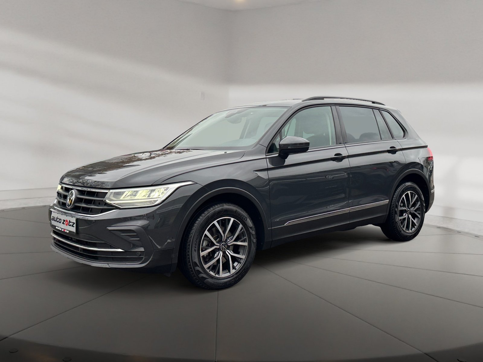 Tiguan Life 2.0 TDI DSG Kam.,PDC,ACC,AHK,LED,AUT