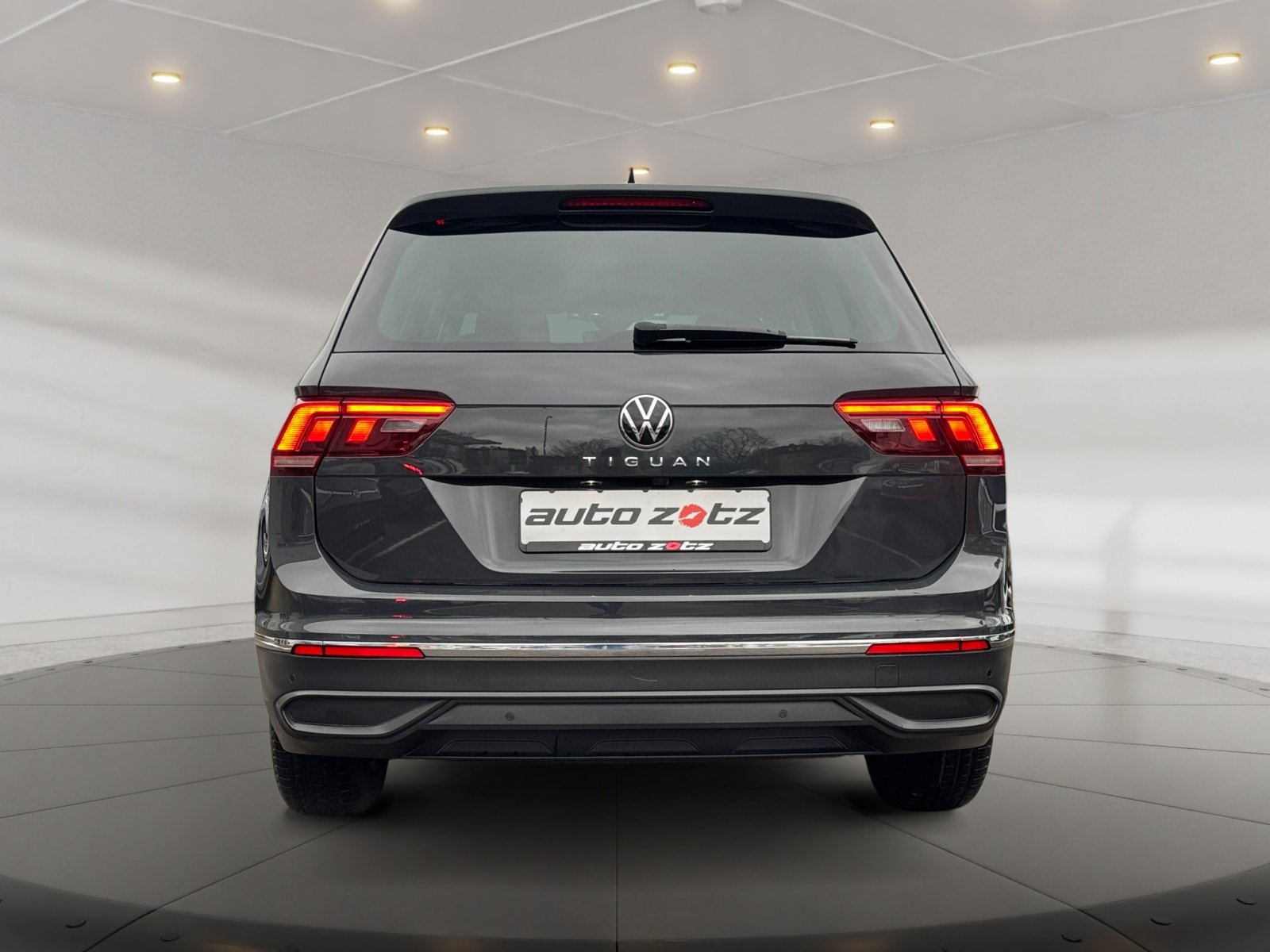 Tiguan Life 2.0 TDI DSG Kam.,PDC,ACC,AHK,LED,AUT