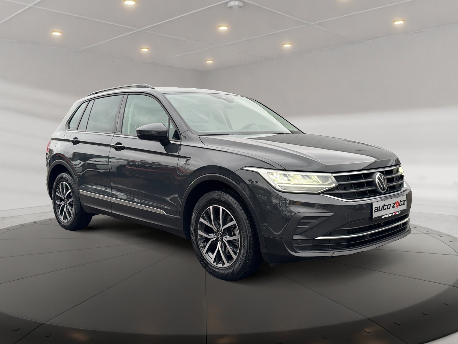 Tiguan Life 2.0 TDI DSG Kam.,PDC,ACC,AHK,LED,AUT