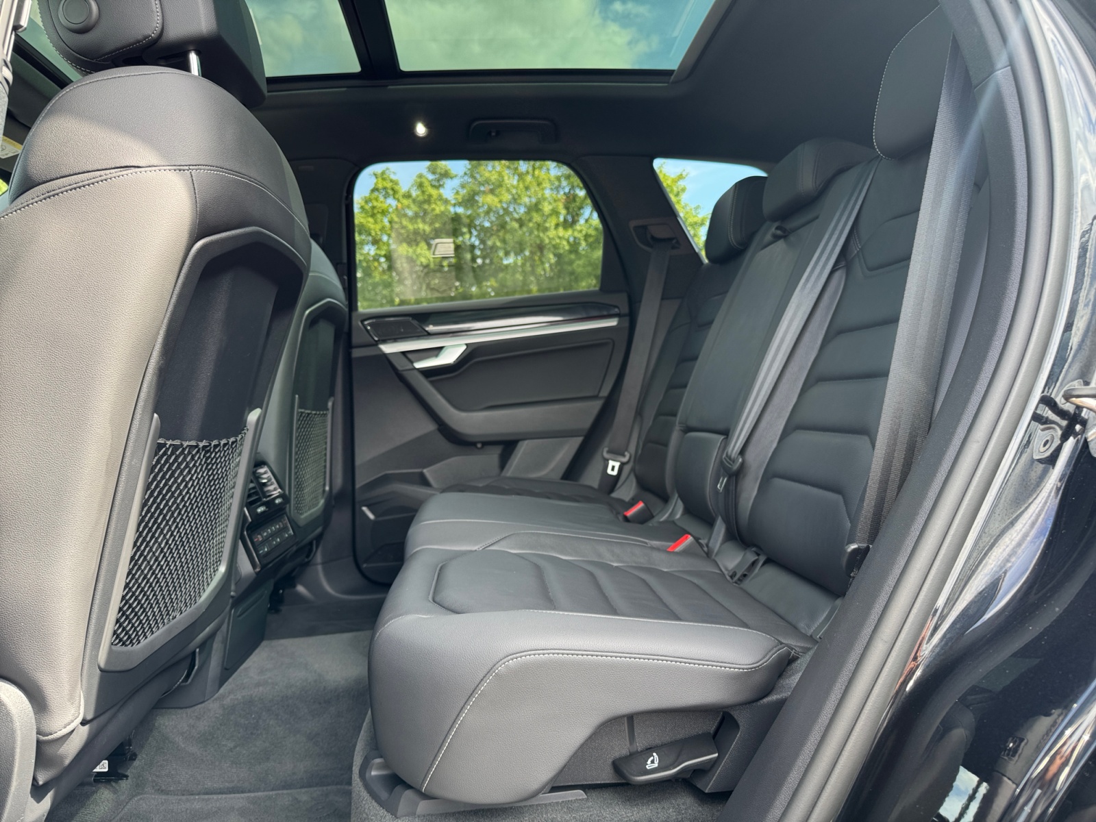 Touareg 3.0TSI eHybrid 4MOTION HUD,PDC