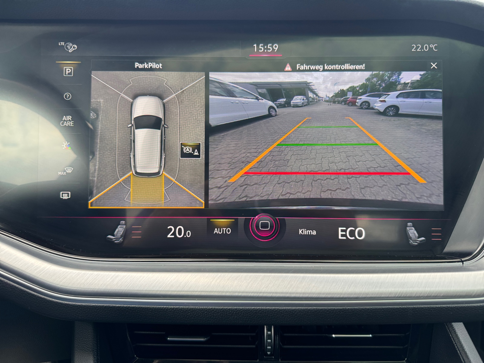 Touareg 3.0TSI eHybrid 4MOTION HUD,PDC