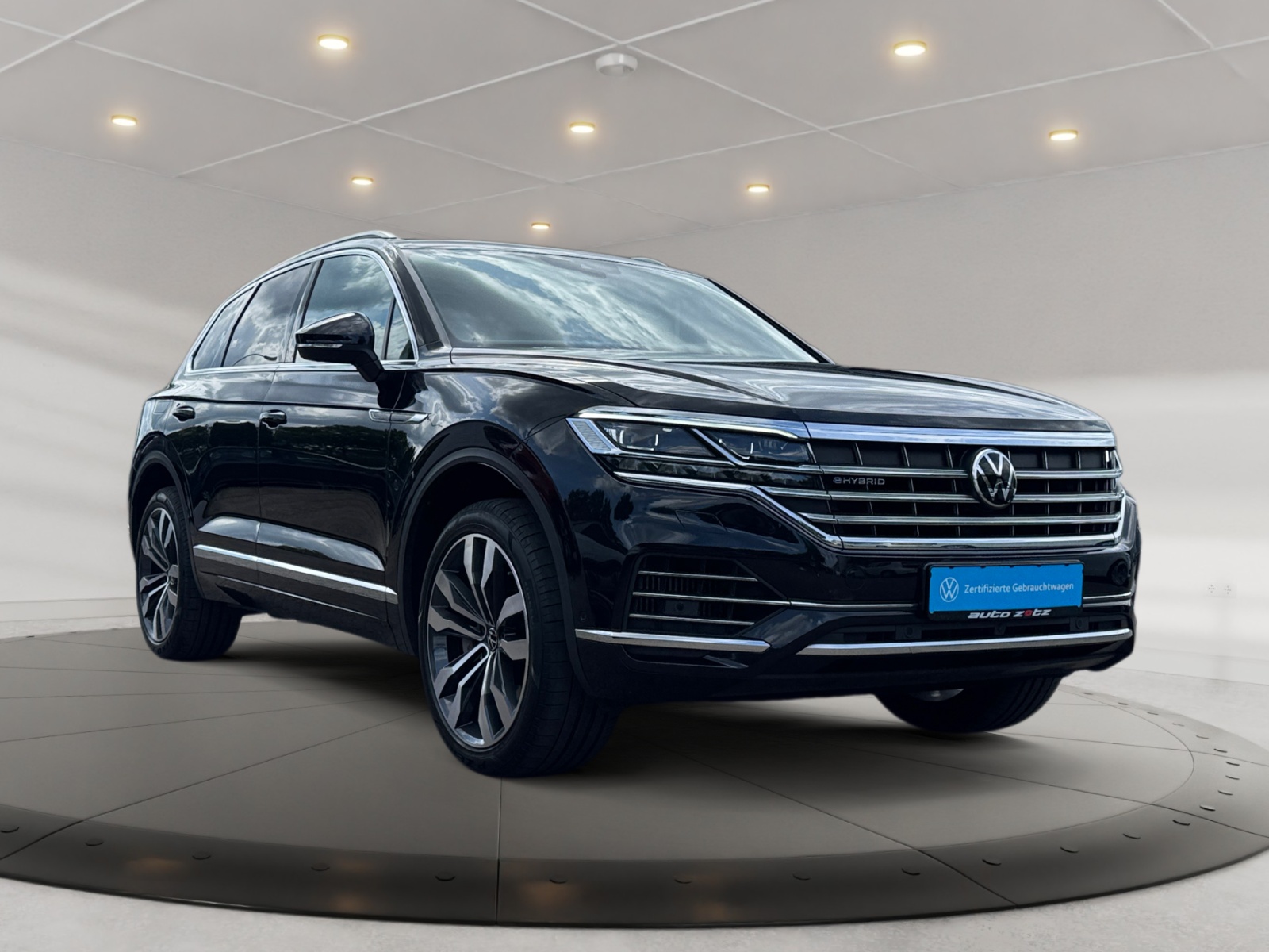 Touareg 3.0TSI eHybrid 4MOTION HUD,PDC