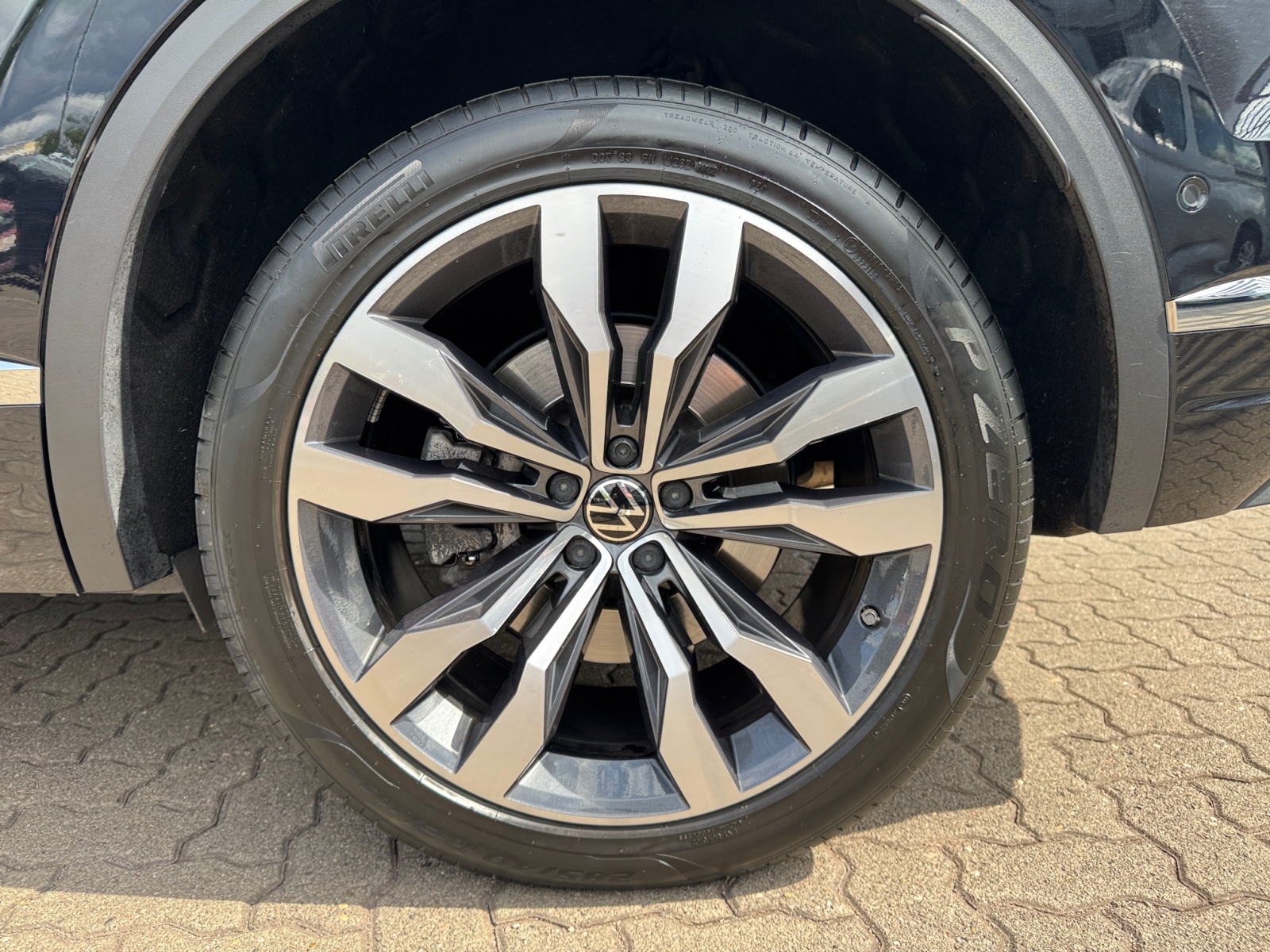 Touareg 3.0TSI eHybrid 4MOTION HUD,PDC