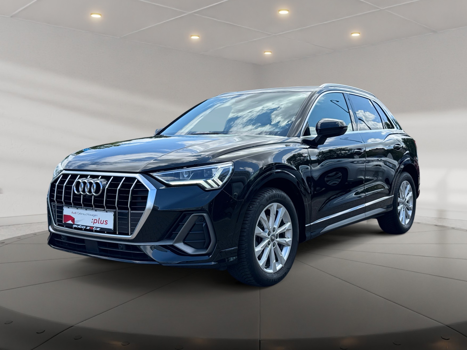 Q3 35TFSI S line S tronic S Line,360,Kam.,PDC,LM