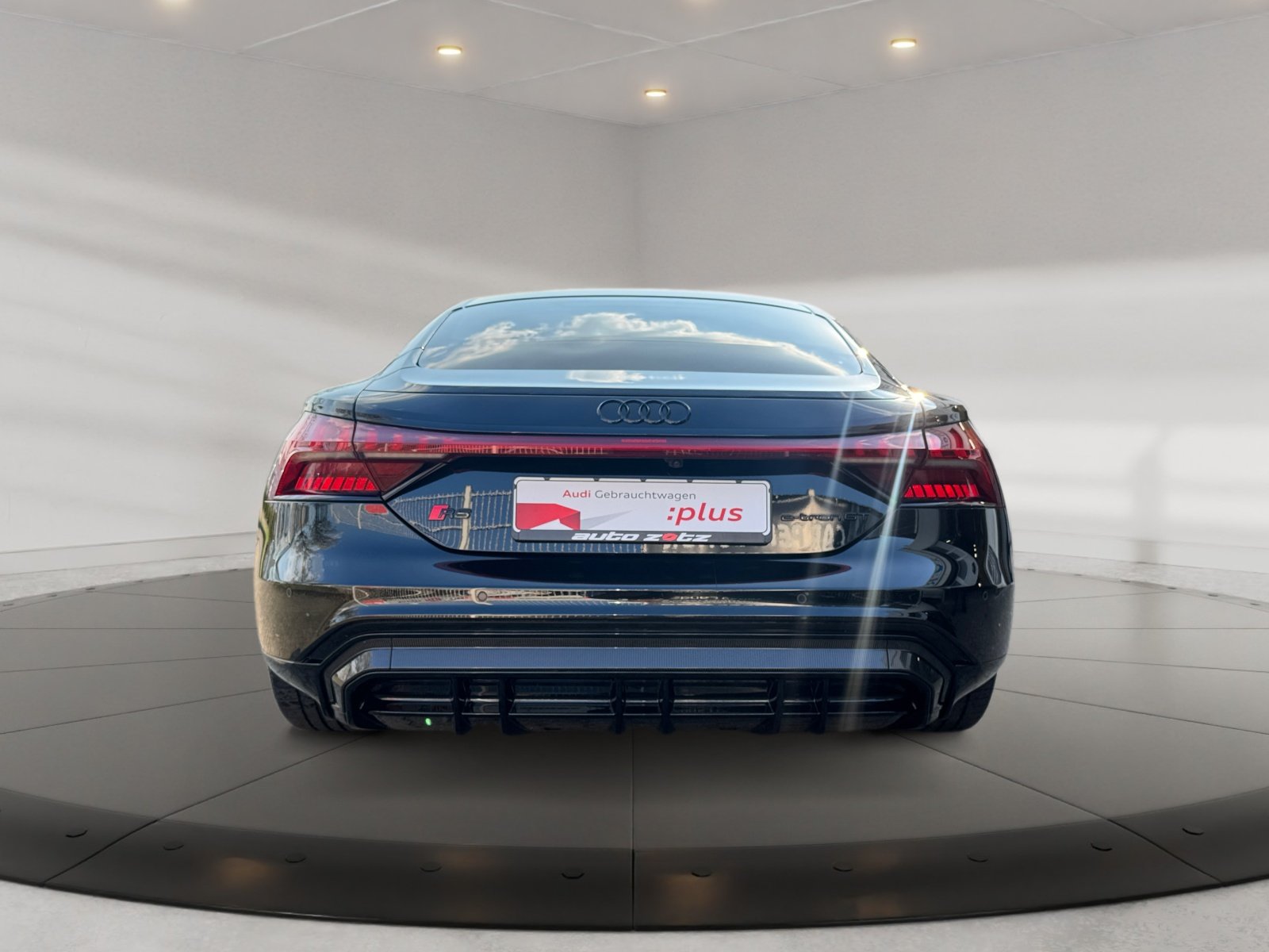 RS e-tron GT 440 kW matrix,360,HUD,Kam.,Laser,LM