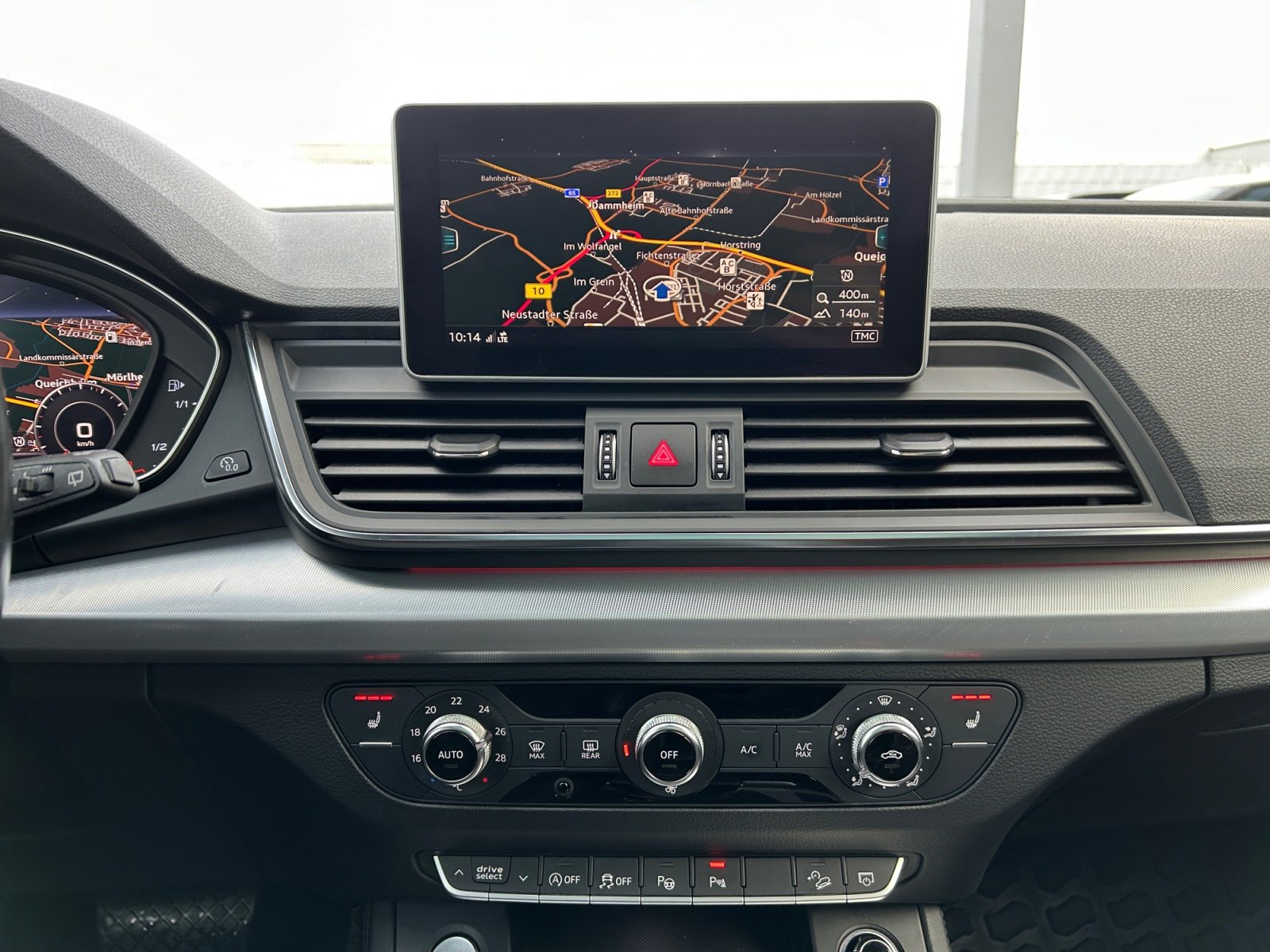 Q5 Sport 2.0TDI quattro S tronic 360,Kam.,PANO