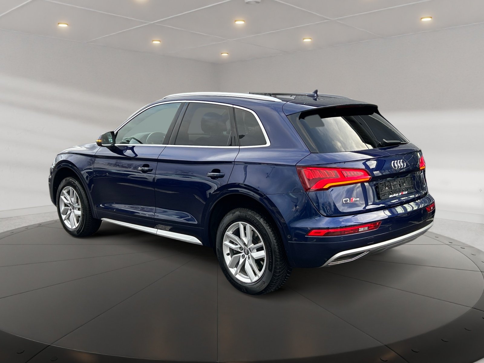 Q5 Sport 2.0TDI quattro S tronic 360,Kam.,PANO