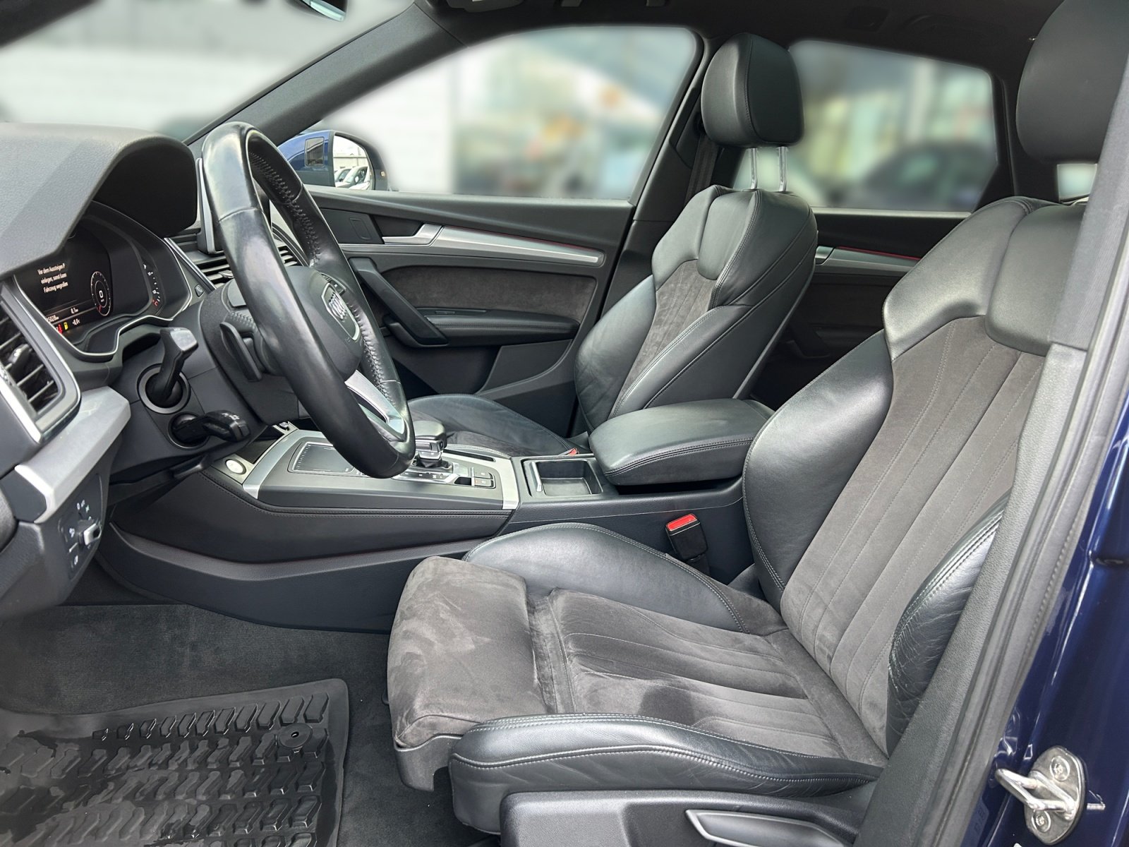 Q5 Sport 2.0TDI quattro S tronic 360,Kam.,PANO