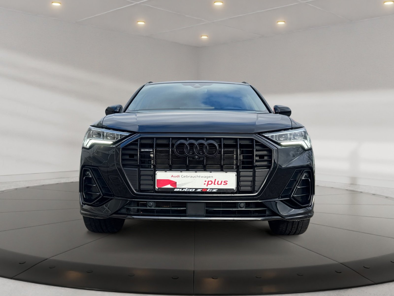 Q3 S line 40 TFSI quattro S tronic S Line,matrix
