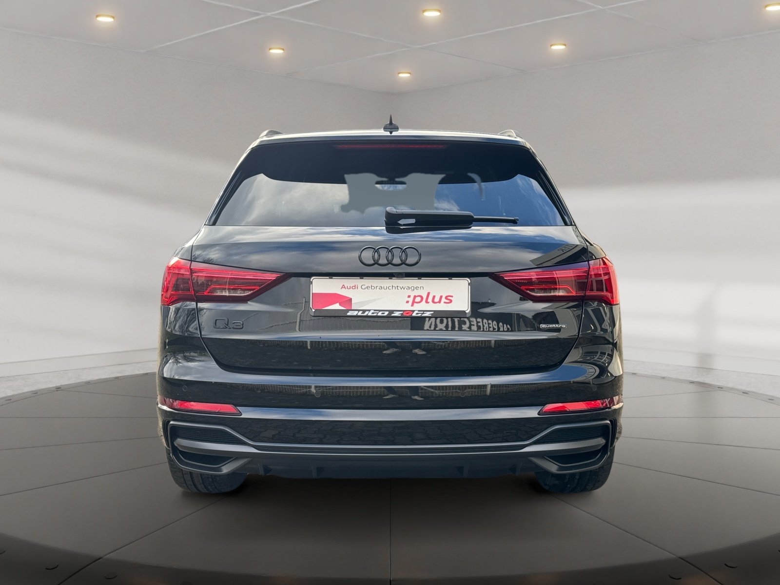 Q3 S line 40 TFSI quattro S tronic S Line,matrix