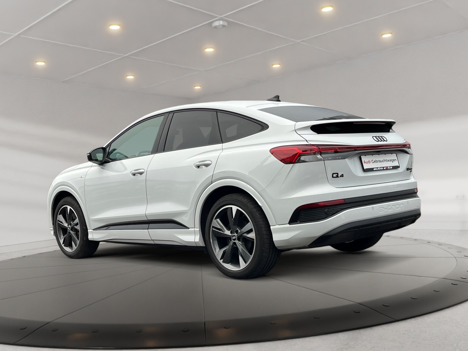 Q4 Sportback e-tron ,S Line,PDC,Virtual,Standhz