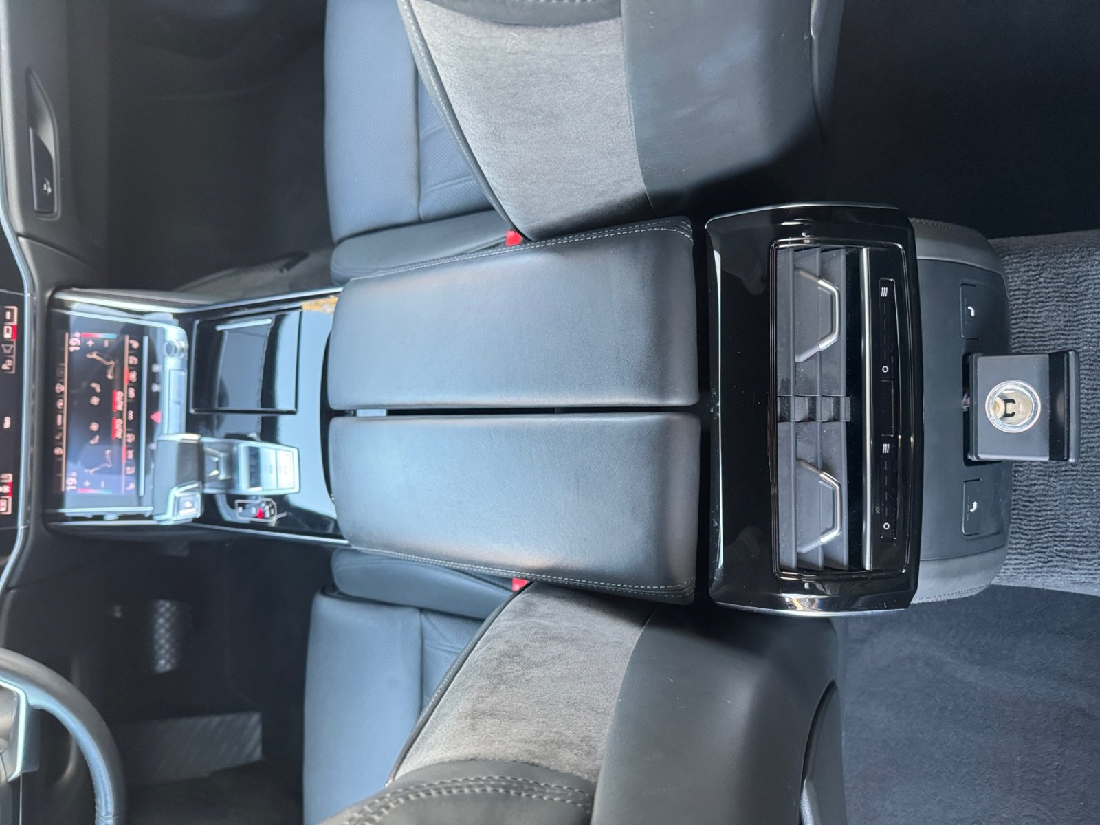 A8 50 TDI quattro tiptronic 360,HUD,Kam.,Laser