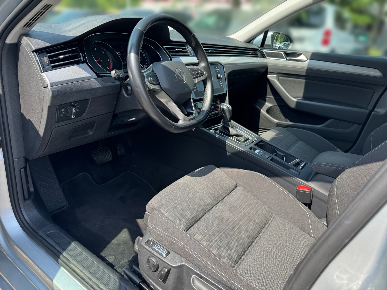 Passat Variant 2.0TDI Business DSG ,PDC,Massage
