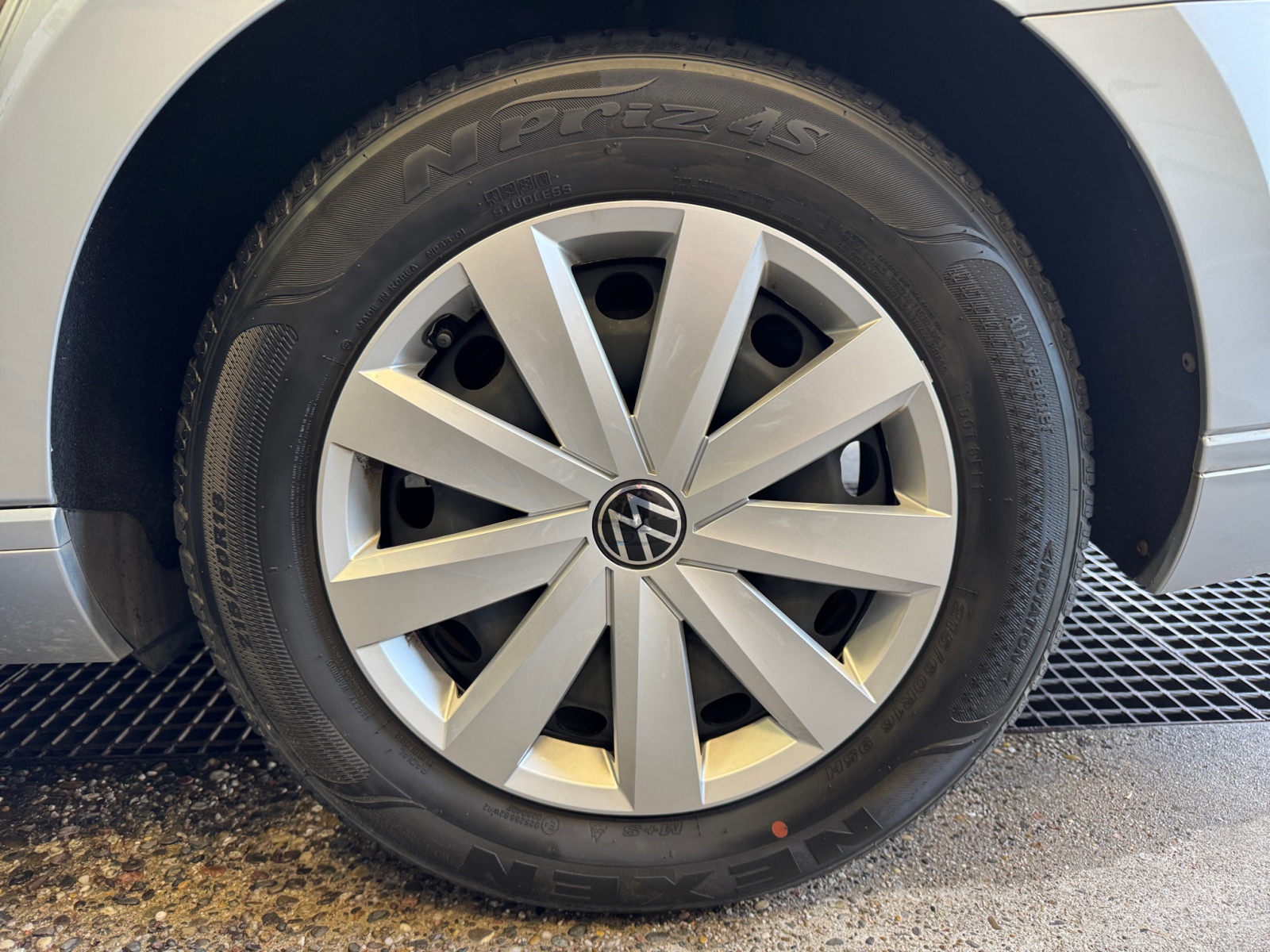 Passat Variant 2.0TDI Business DSG ,PDC,Massage