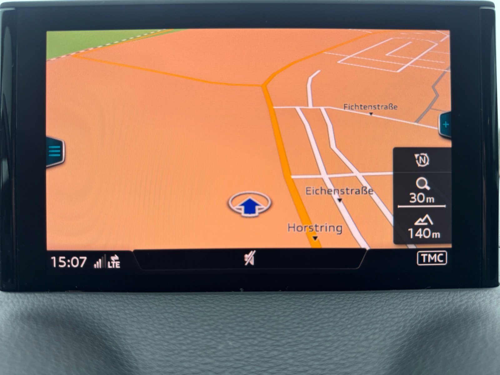 SQ2 BO,PDC,LED,Leder,Navi,AUT,KlimaA,LM,SHZ