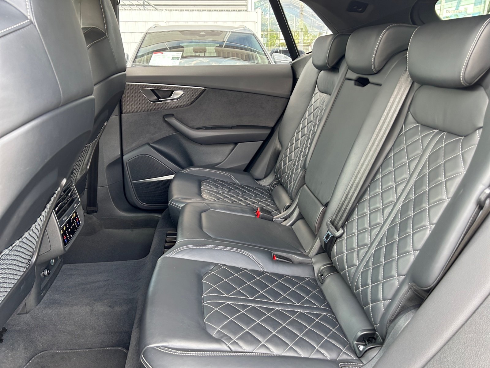SQ8 competition plus TFSI 373(507)  tiptronic