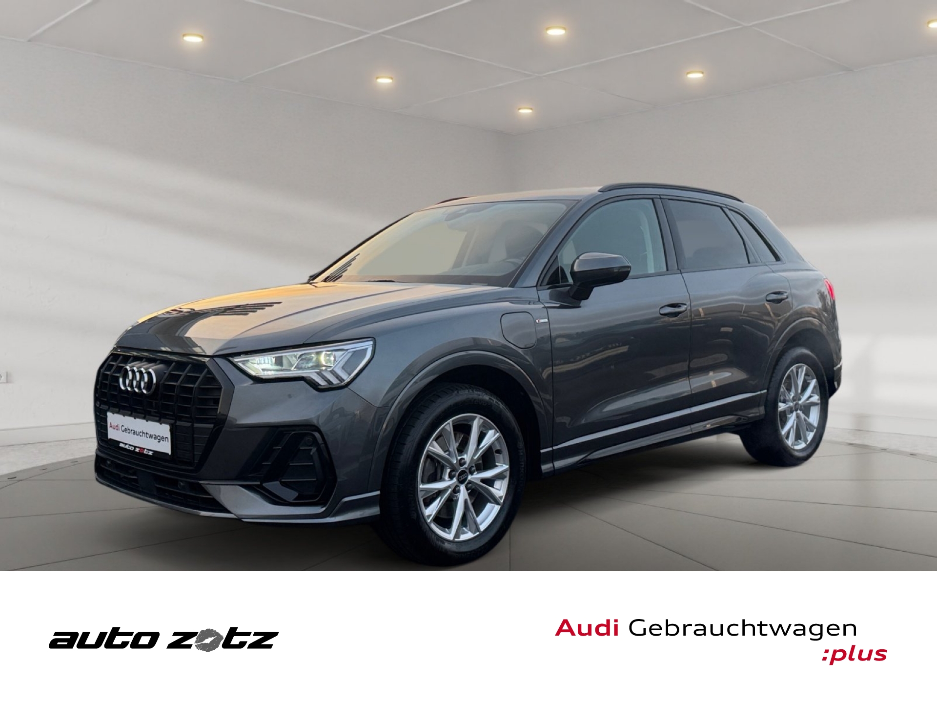 Q3 TFSI e S line 45 TFSI e 180(245) S tronic