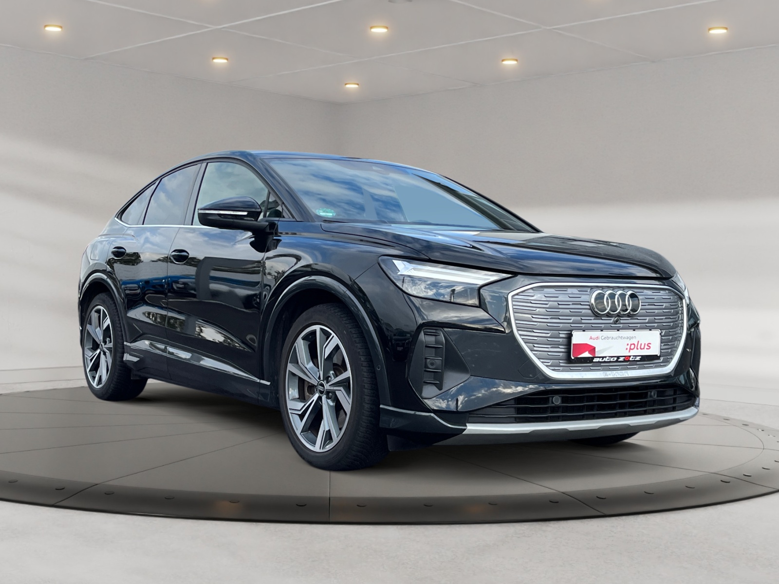 Q4 Sportback e-tron 40 e-tron 150 kW ,S Line,LED