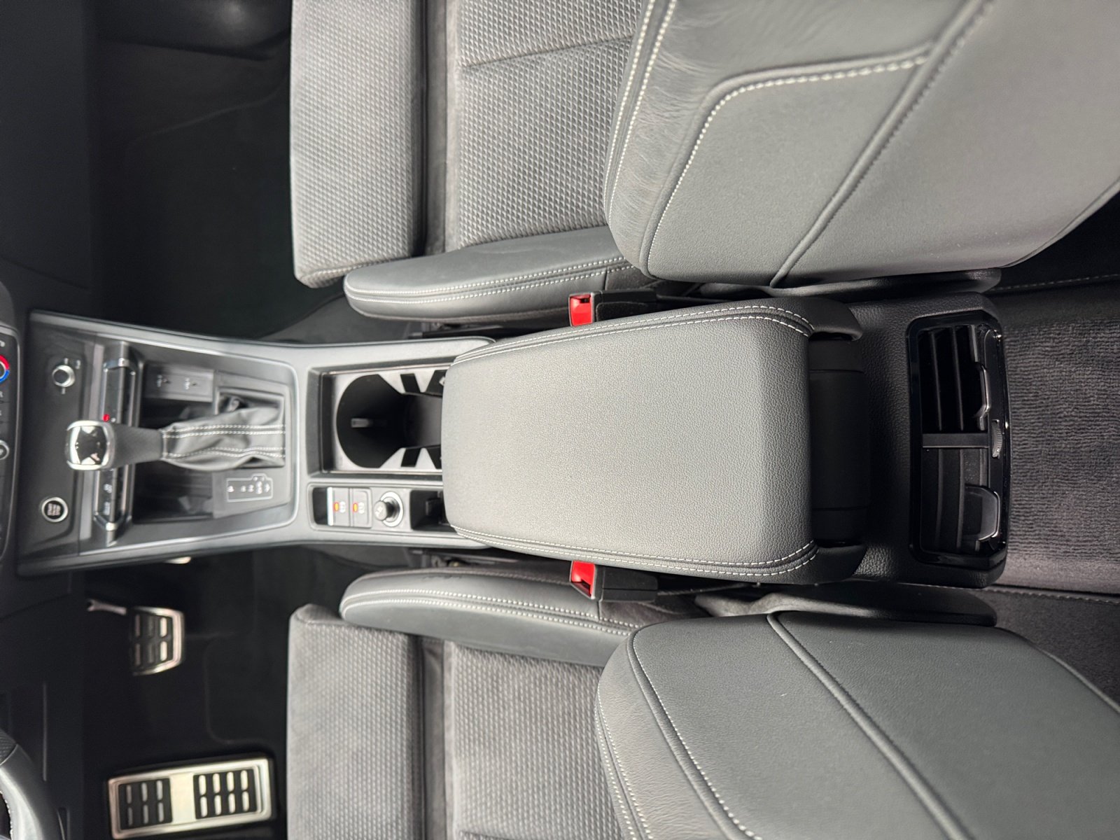 Q3 S line 40TDI quattro S tronic BO,S Line,Kam.