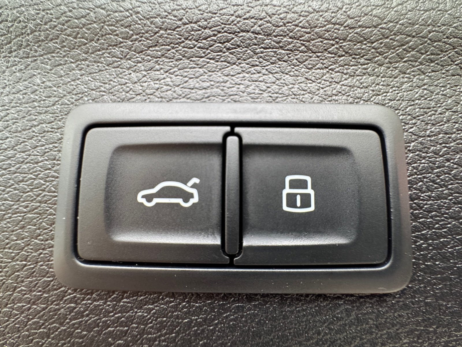 Q3 S line 40TDI quattro S tronic BO,S Line,Kam.