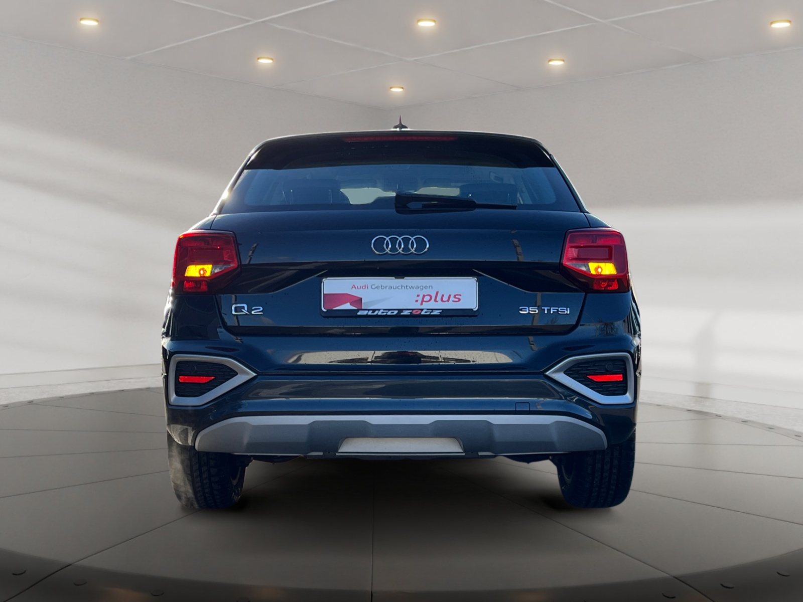 Q2 advanced 35 TFSI 6-Gang ,PANO,LED,SportS.,LM