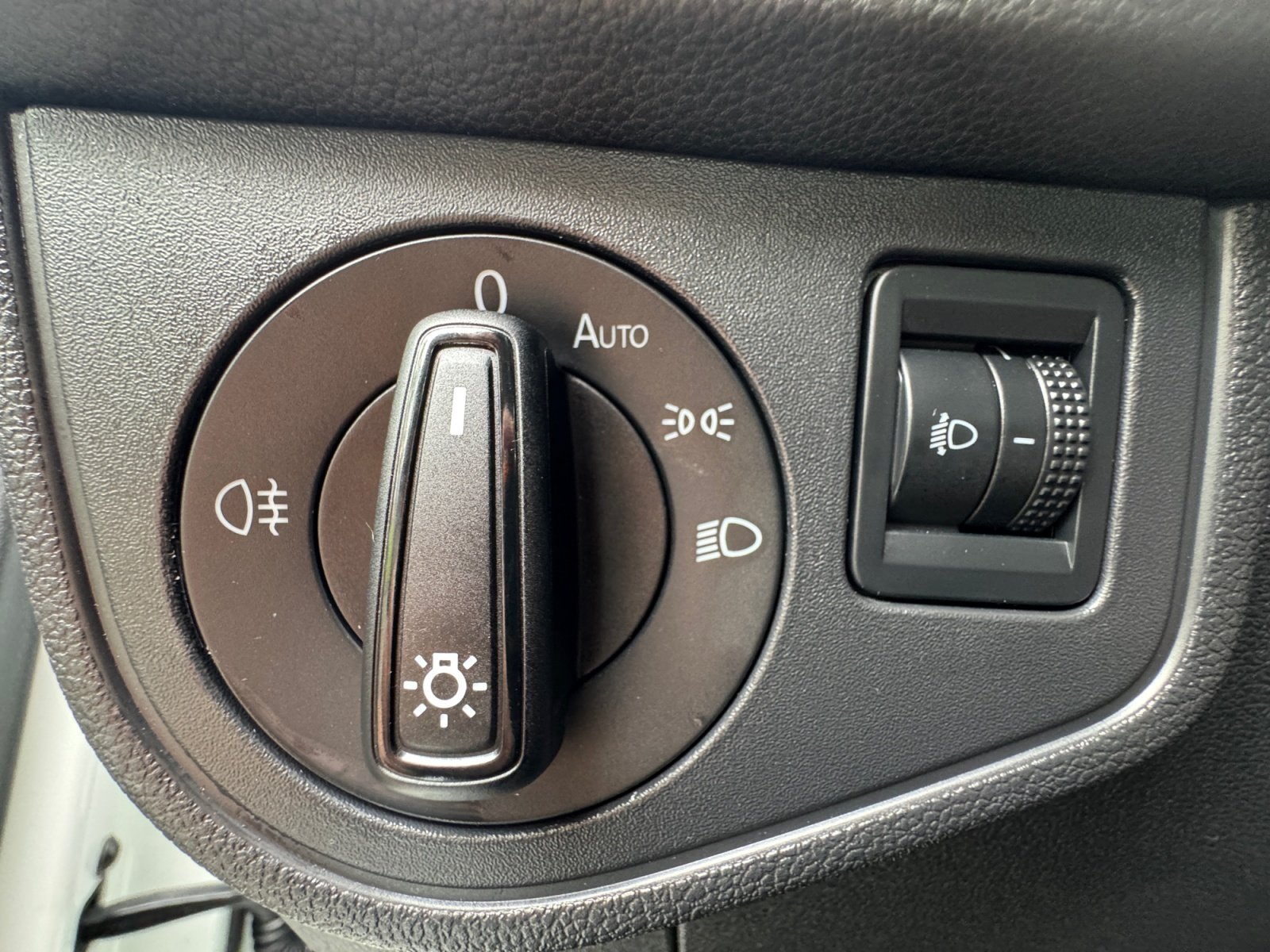 Polo Style 1.0 l TSI OPF  5-Gang PDC,Virtual,LED