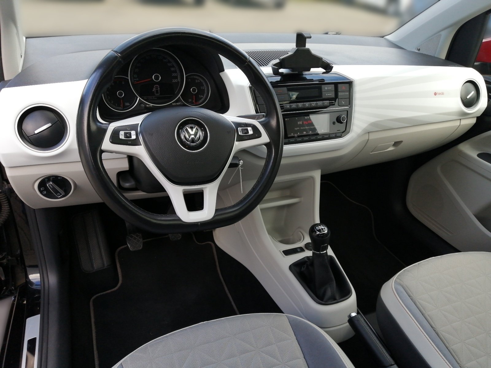 up! move up! 1.0 TSI 66 kW PANORAMADACH PANO,LM