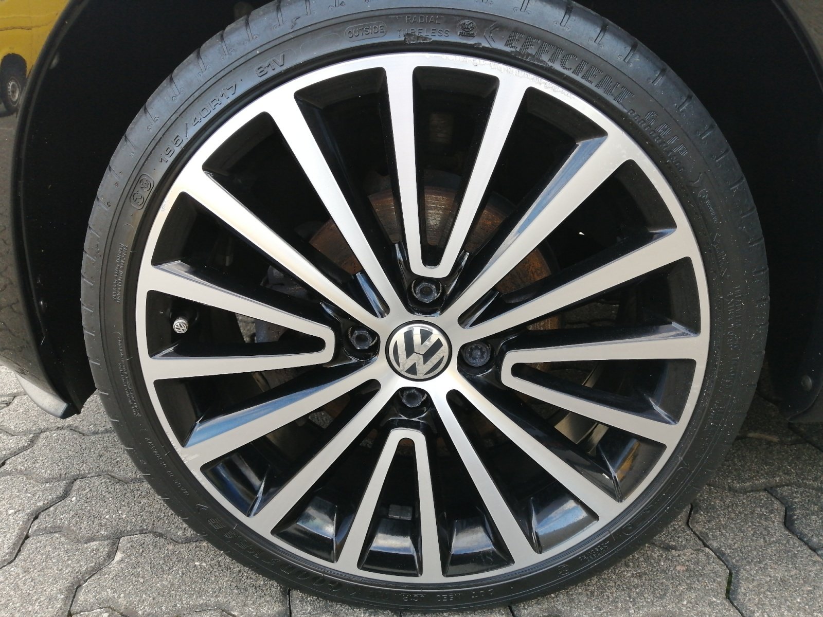 up! move up! 1.0 TSI 66 kW PANORAMADACH PANO,LM