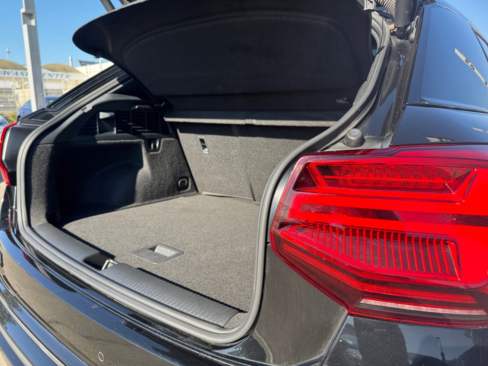 SQ2 TFSI quattro S tronic S Line,matrix,Kam.,PDC