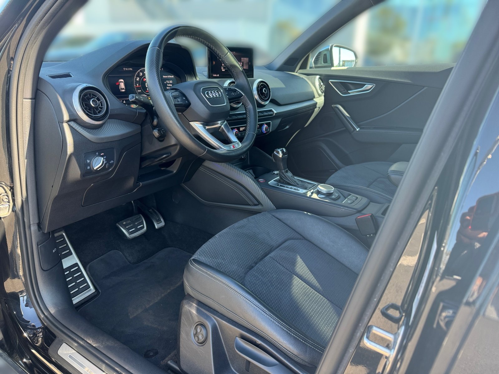 SQ2 TFSI quattro S tronic S Line,matrix,Kam.,PDC