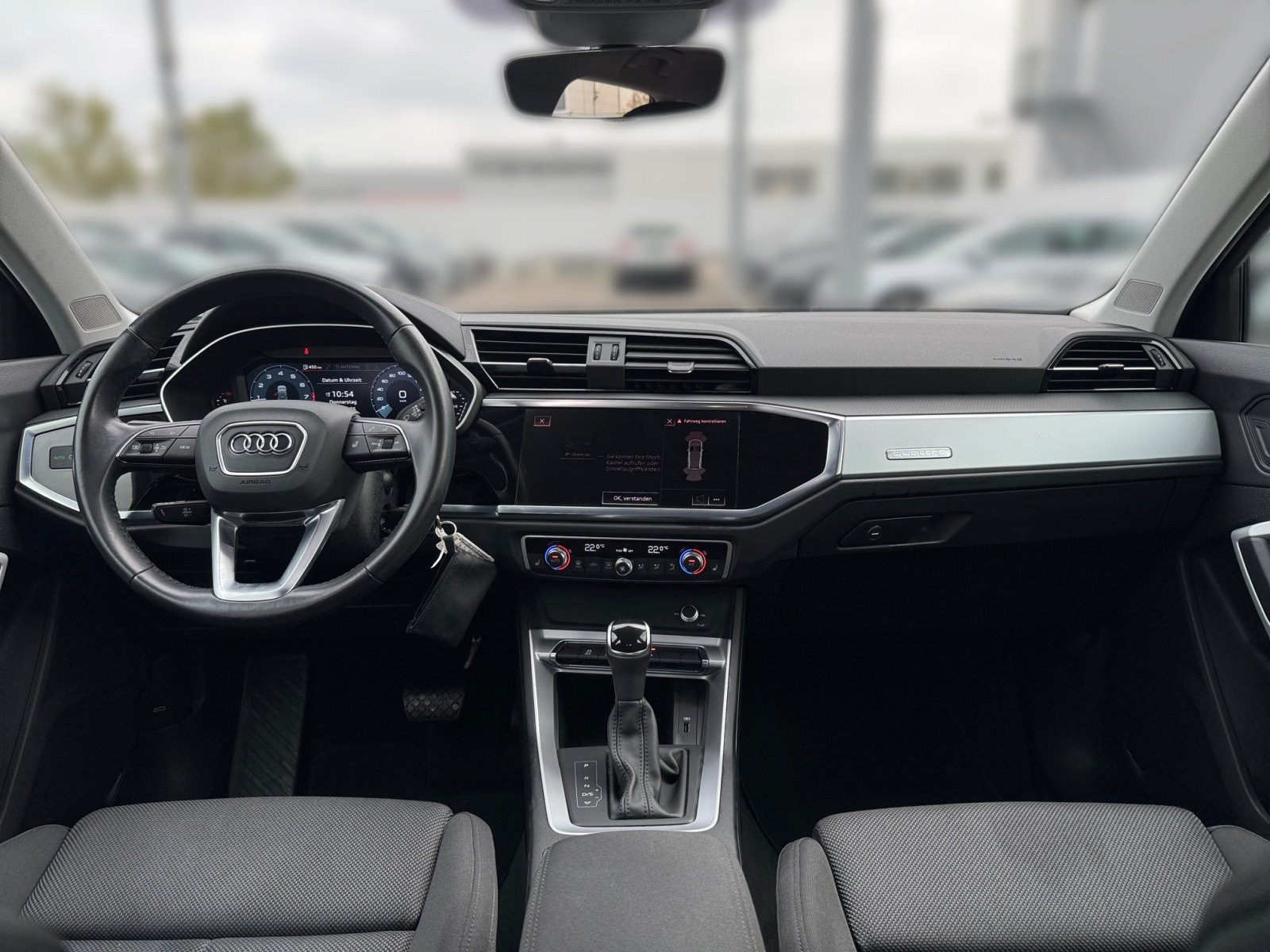 Q3 SUV 40TFSI quattro S tronic PDC,Virtual,LED