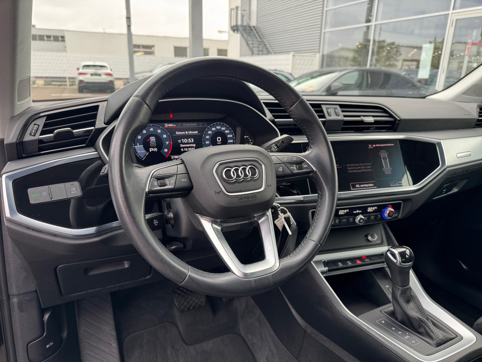 Q3 SUV 40TFSI quattro S tronic PDC,Virtual,LED