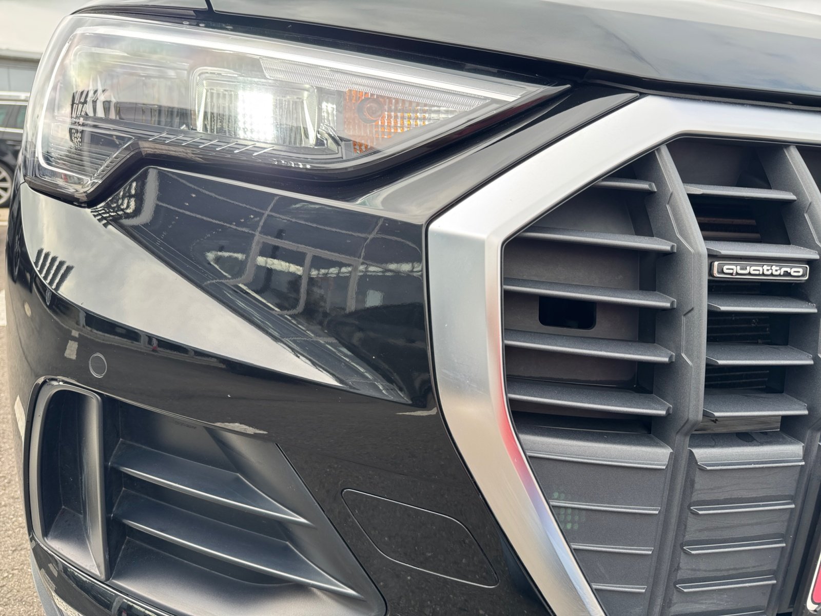 Q3 SUV 40TFSI quattro S tronic PDC,Virtual,LED