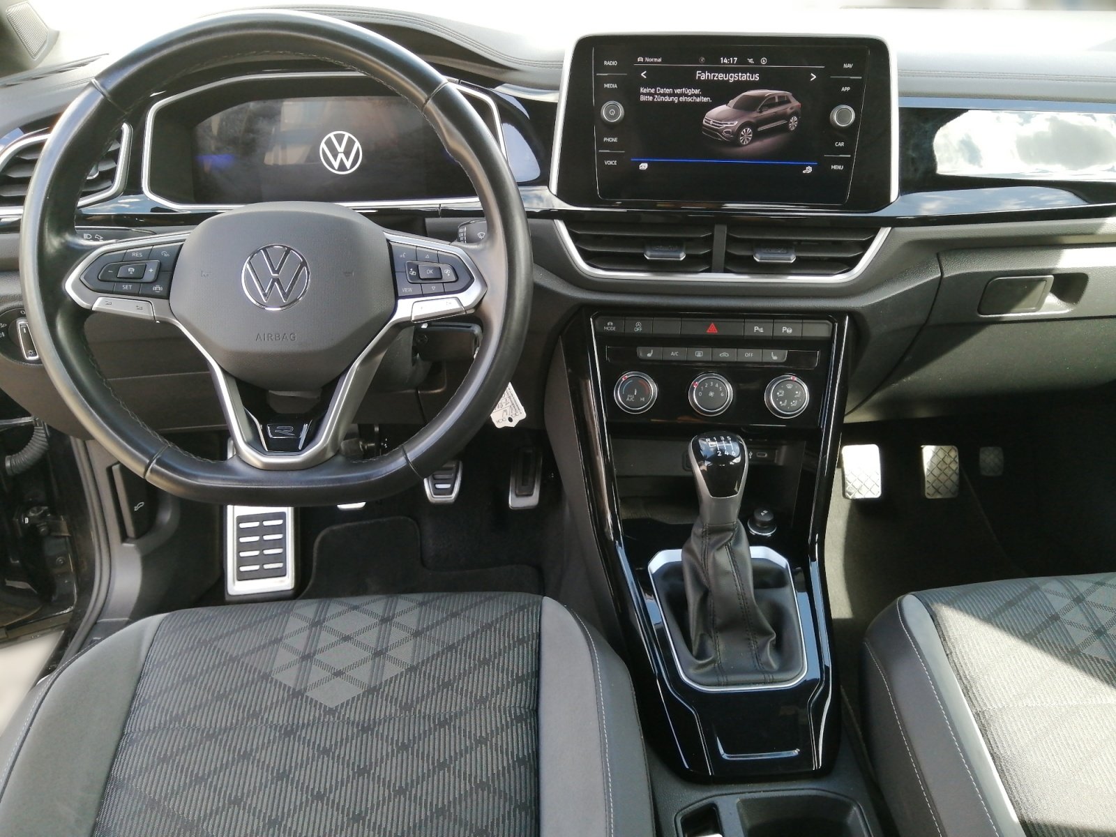T-Roc R-Line 2.0 TDI Kam.,PDC,Virtual,ACC,LED