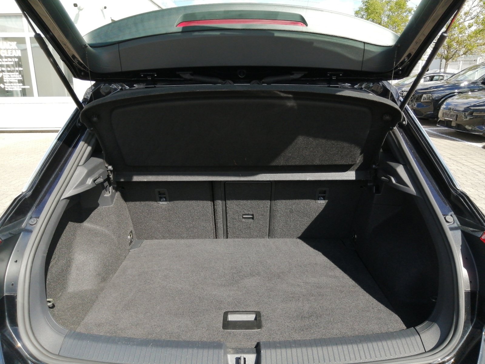T-Roc R-Line 2.0 TDI Kam.,PDC,Virtual,ACC,LED