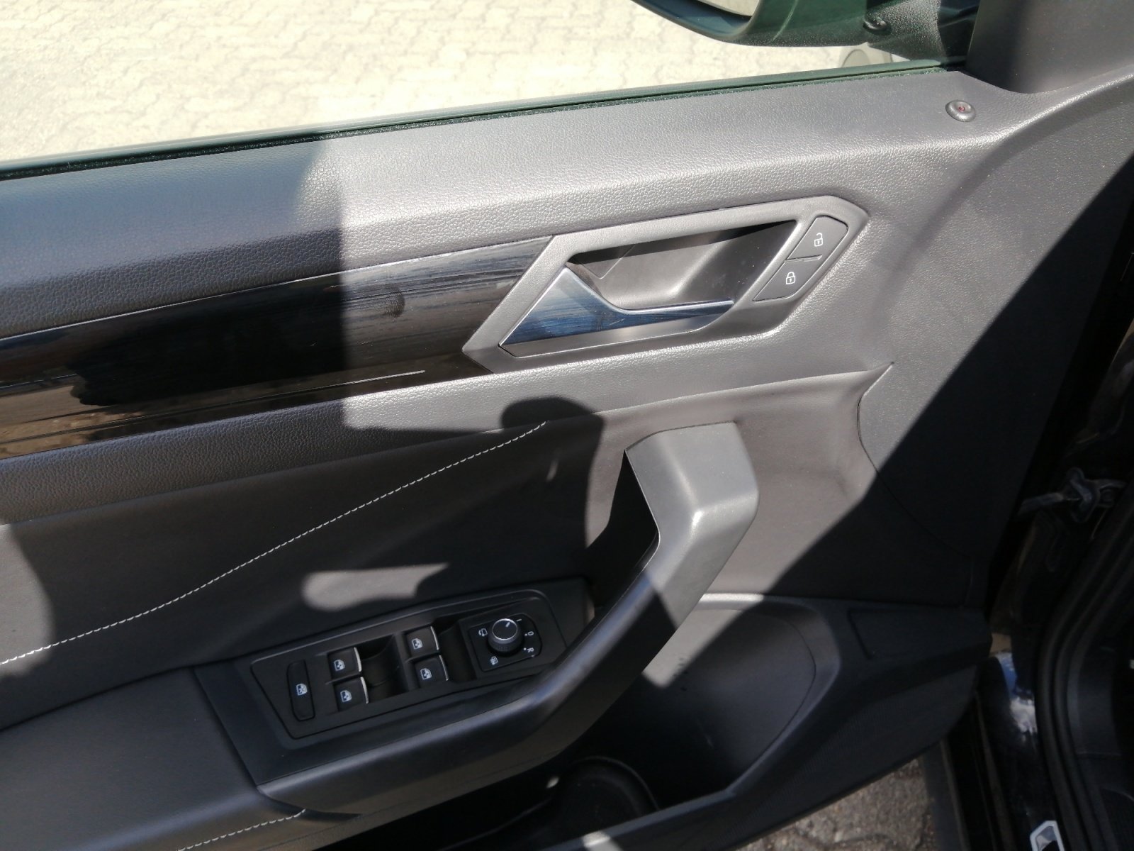 T-Roc R-Line 2.0 TDI Kam.,PDC,Virtual,ACC,LED