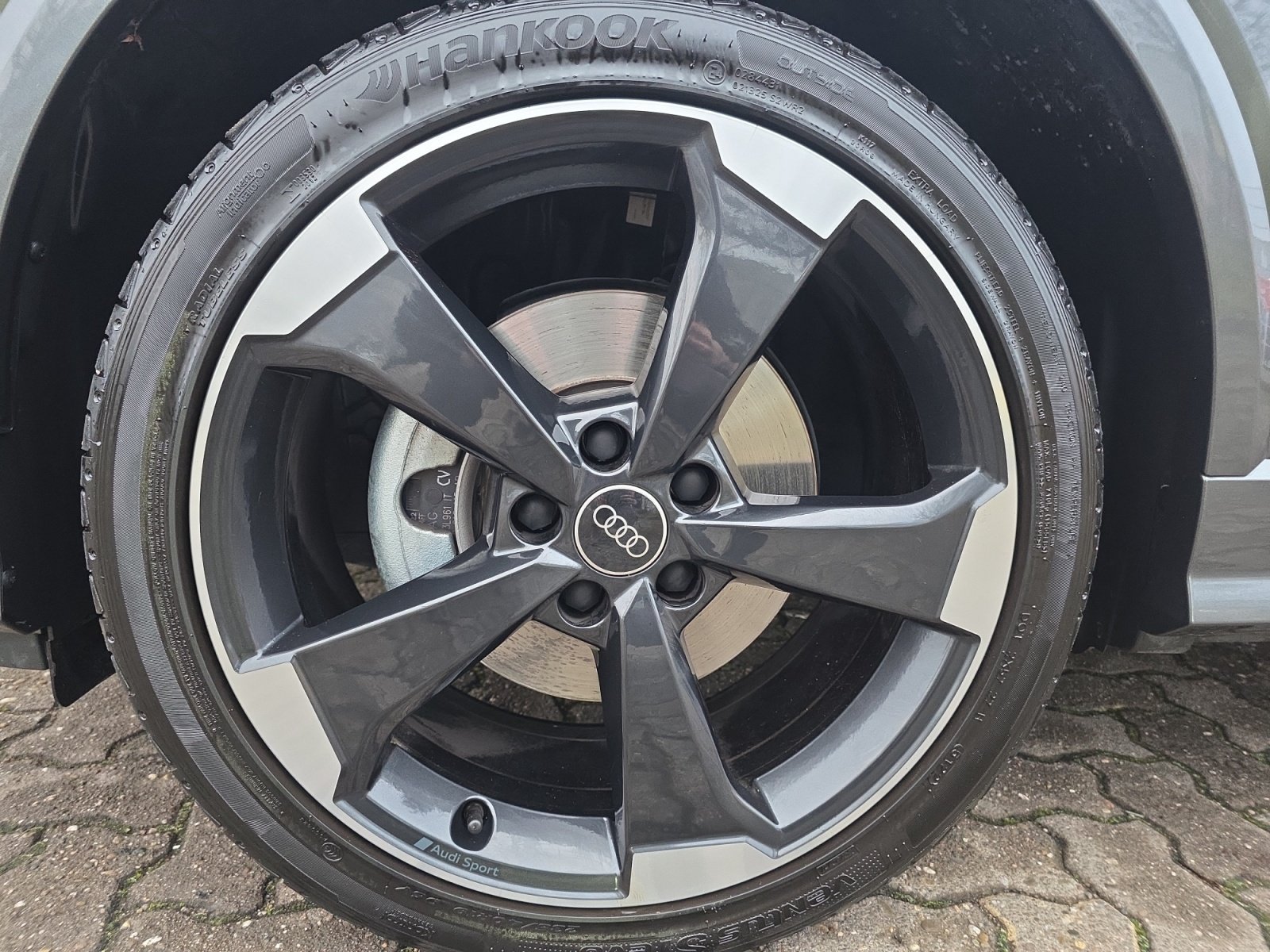 Q2 S line 35 TFSI S tronic S Line,matrix,Kam.